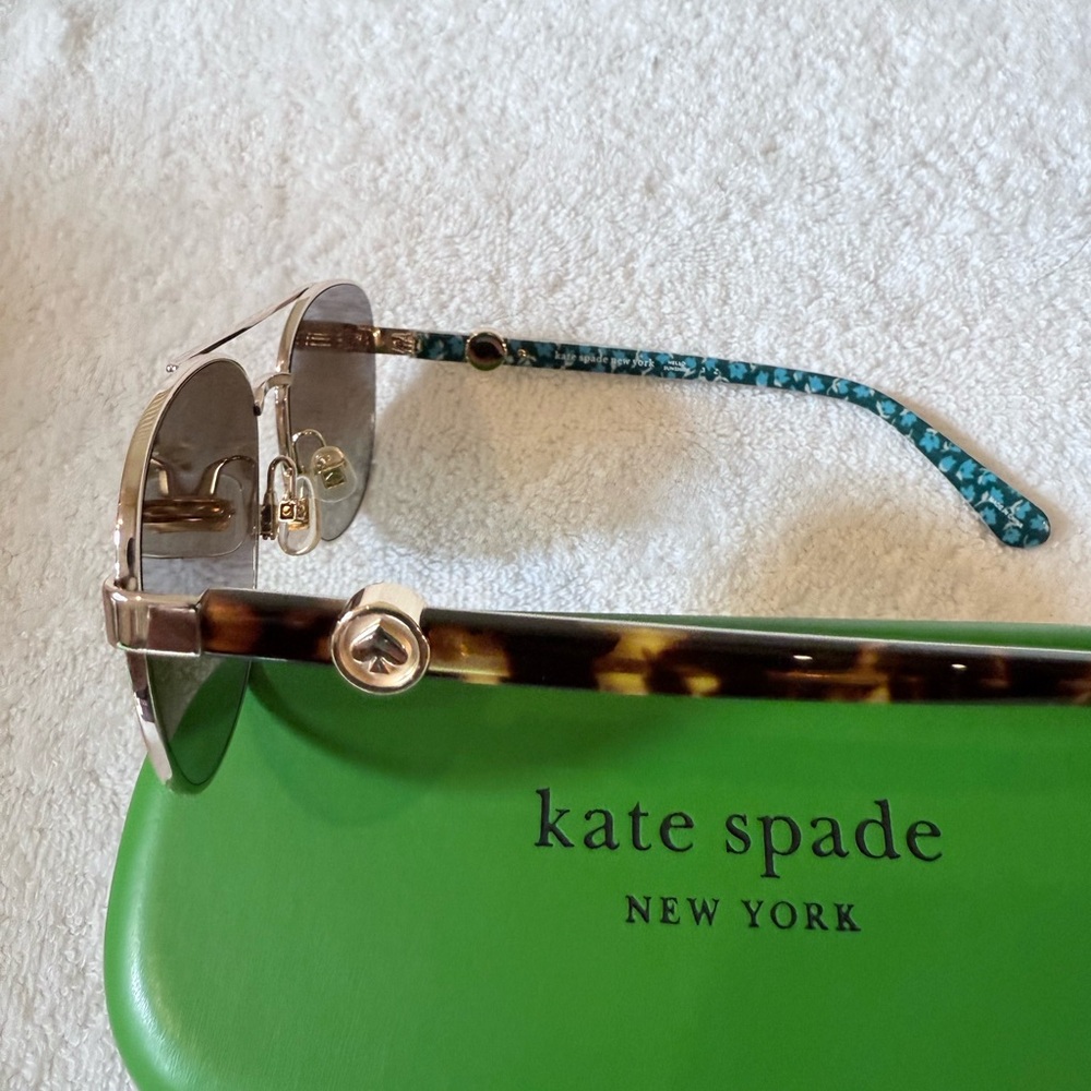 Kate Spade Polarized Silver Aviator Stule Sunglasses - Picture 4 of 6